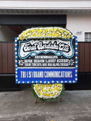 Papan Bunga Duka di Parmaksian